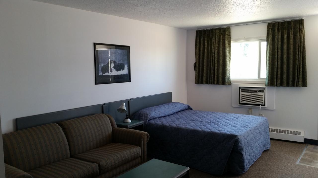 Plains Motor Inn Stettler Экстерьер фото