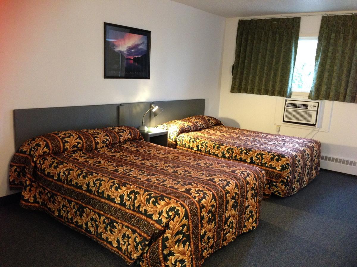 Plains Motor Inn Stettler Экстерьер фото